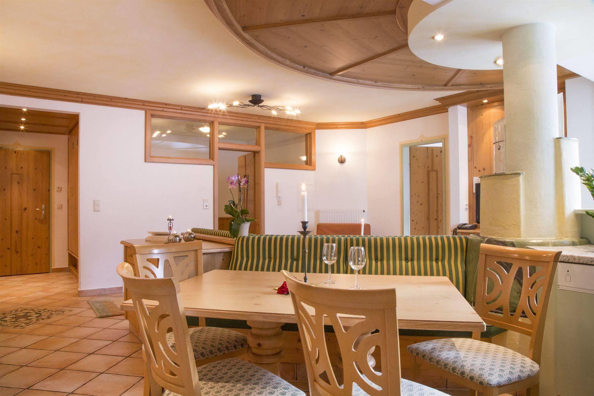 Fliana Arlberg Studios St. Anton am Arlberg Exterior foto